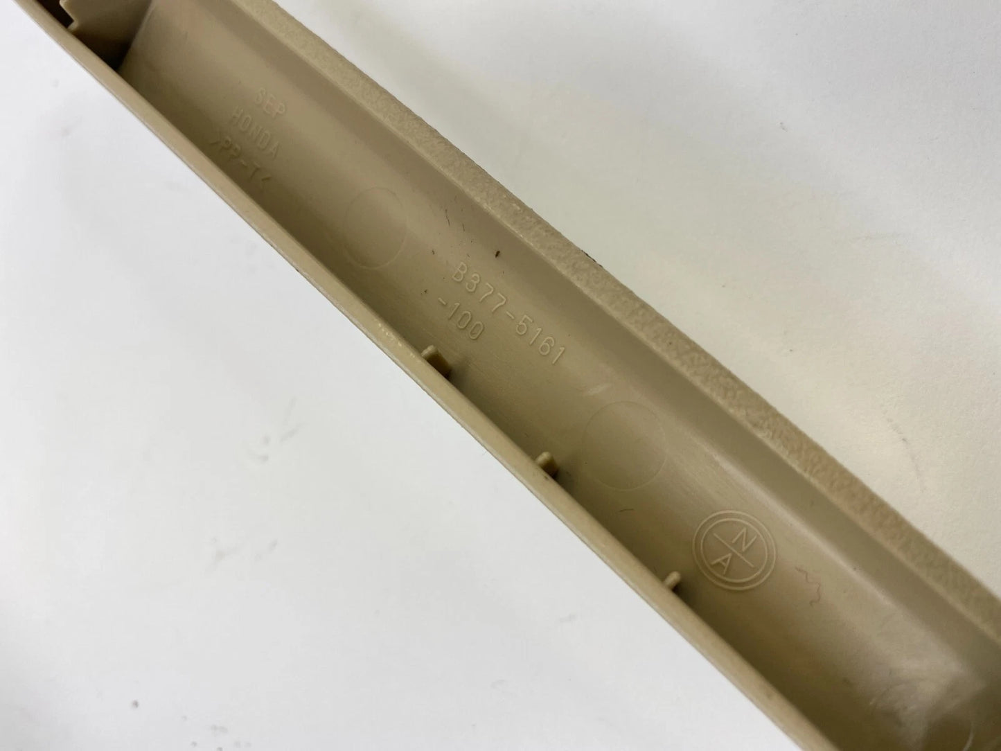 04 05 06 07 08 ACURA TL CENTER CONSOLE STRIP BEZEL MOLDING COVER TRIM B377-5161