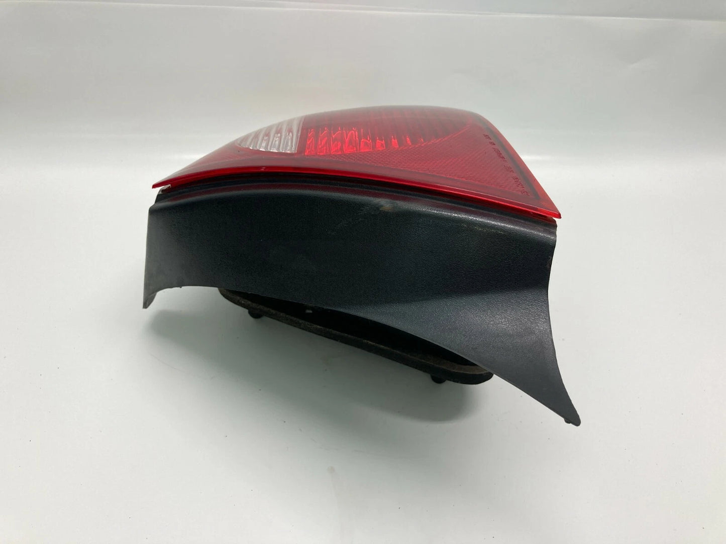 2003-2005 DODGE NEON RIGHT PASSENGER SIDE TAIL LIGHT TAILLIGHT LAMP AFTERMARKET