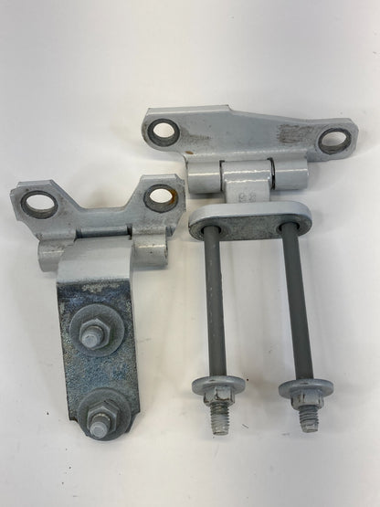 2001 02 03 04 05 2006 Lexus LS430 Rear Right Door Mounting Hinge Set OEM