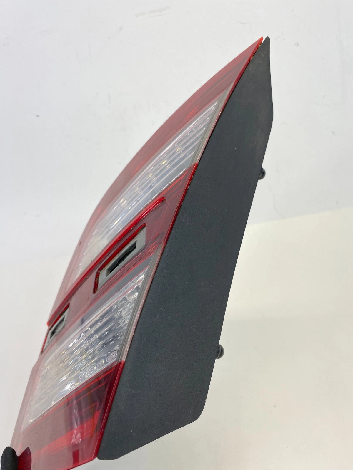 2013-2019 FORD POLICE INTERCEPTOR SEDAN TRUNK LID RIGHT SIDE BACKUP LAMP ASSY