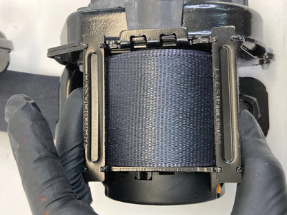 2016-2020 KIA SORENTO LEFT DRIVER SIDE SEAT BELT BUCKLE RETRACTOR ASSEMBLY OEM