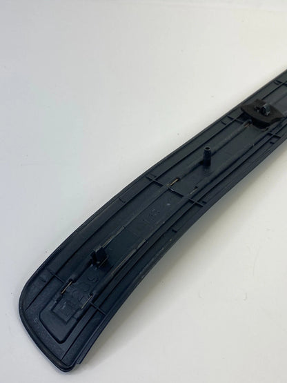 2000 2001 LEXUS ES300 REAR LEFT DOOR SILL SCUFF PLATE TRIM UNIT OEM 67911-33050