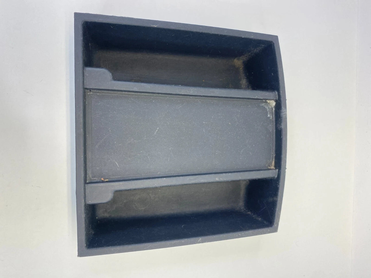 2005-2007 CHRYSLER 300 CENTER CONSOLE STORAGE TRAY INSERT MAT 04595985AA OEM