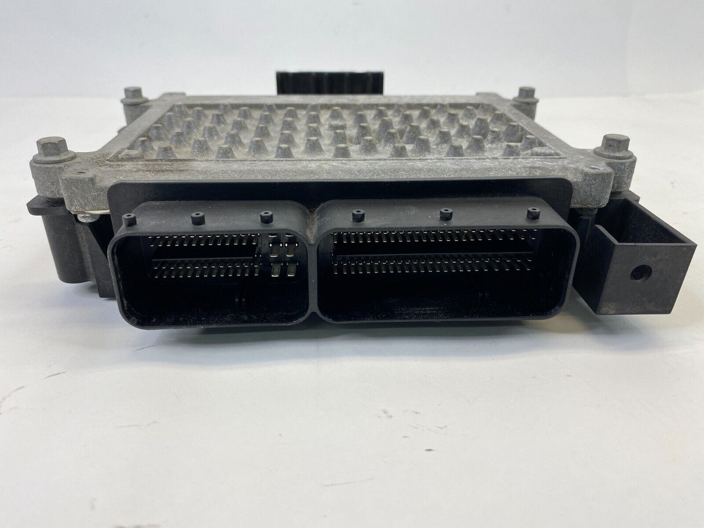 2008-2010 Volvo XC70 3.2L AT Engine Computer Control Module ECM ECU OEM