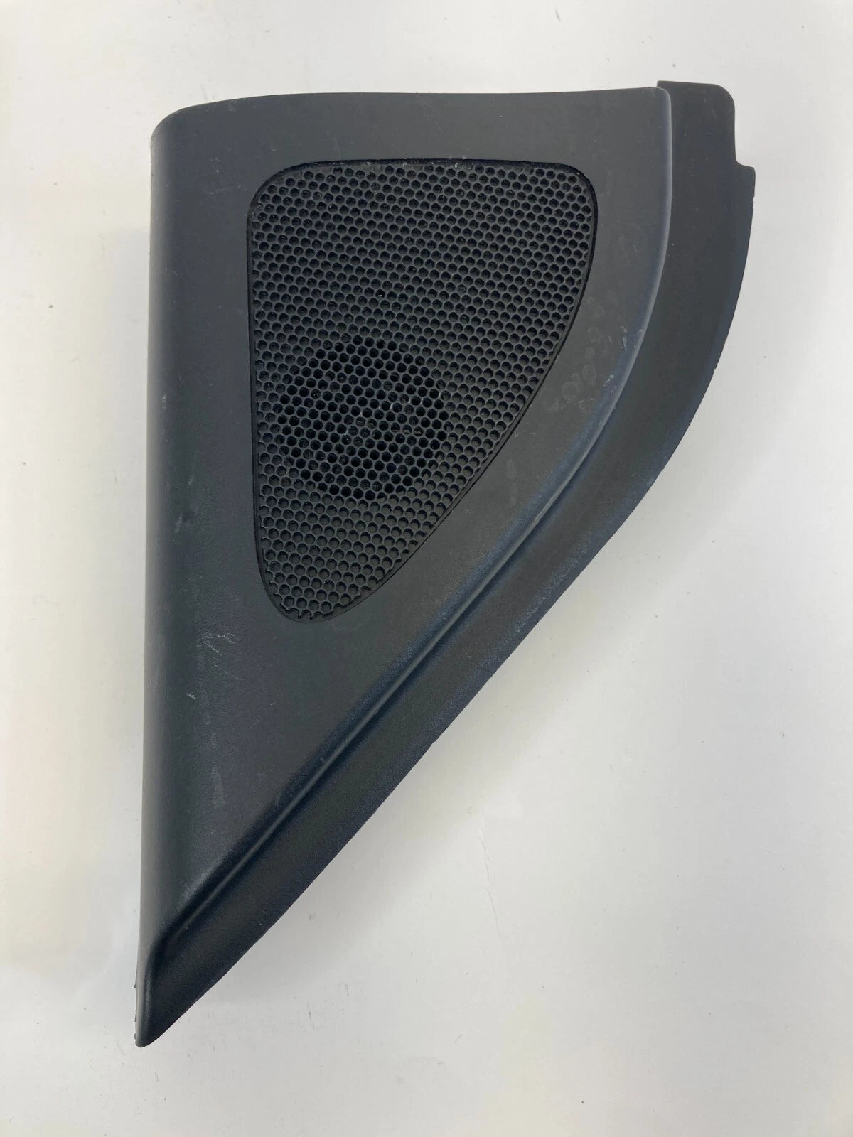 2010-2013 KIA FORTE FRONT RIGHT DOOR PANEL TWEETER SPEAKER W/ COVER 87661-1M000