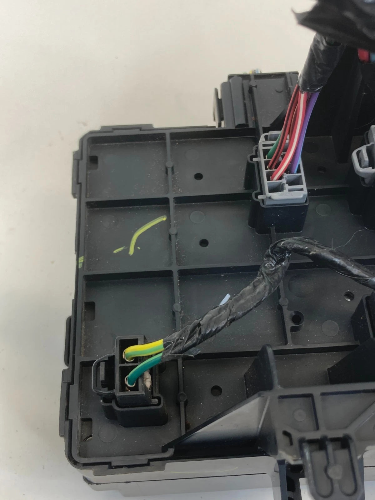 07 08 FORD F-150 INTERIOR FUSE BOX RELAY POWER JUNCTION BLOCK 7L3T-14A067-AA OEM