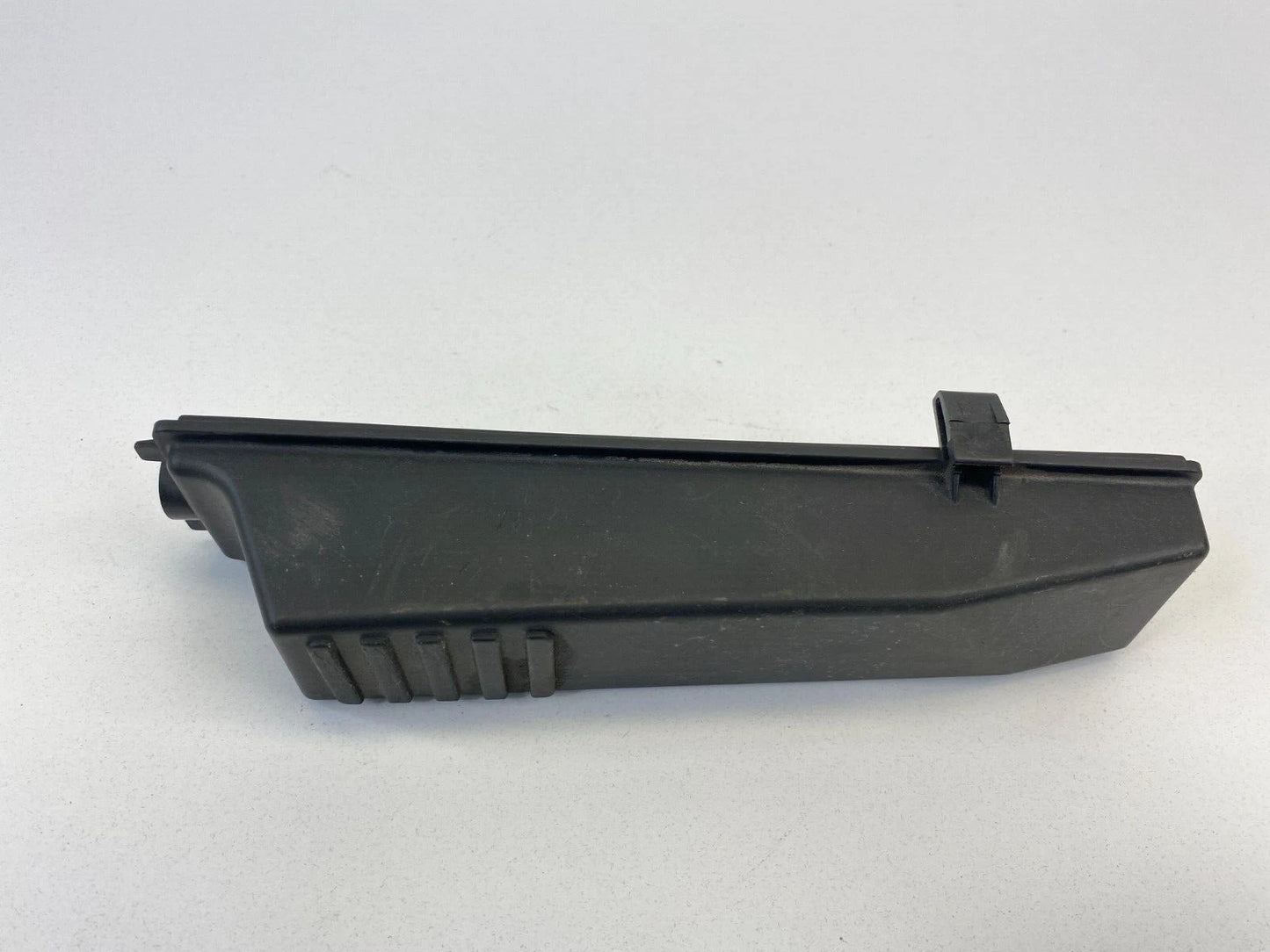 2002-2008 MINI COOPER S 1.6L L4 AIR INTAKE CONTROL COVER CAP LID 13721491750