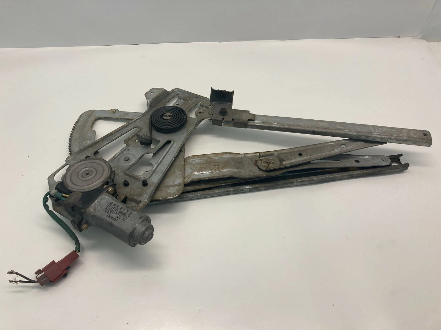 1996-2000 DODGE STRATUS FRONT RIGHT WINDOW REGULATOR ELECTRIC WITH MOTOR OEM