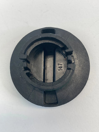 2004-2012 MAZDA 3 MAZDA3 2.0L ENGINE OIL FILLER RESERVOIR CAP COVER LID OEM