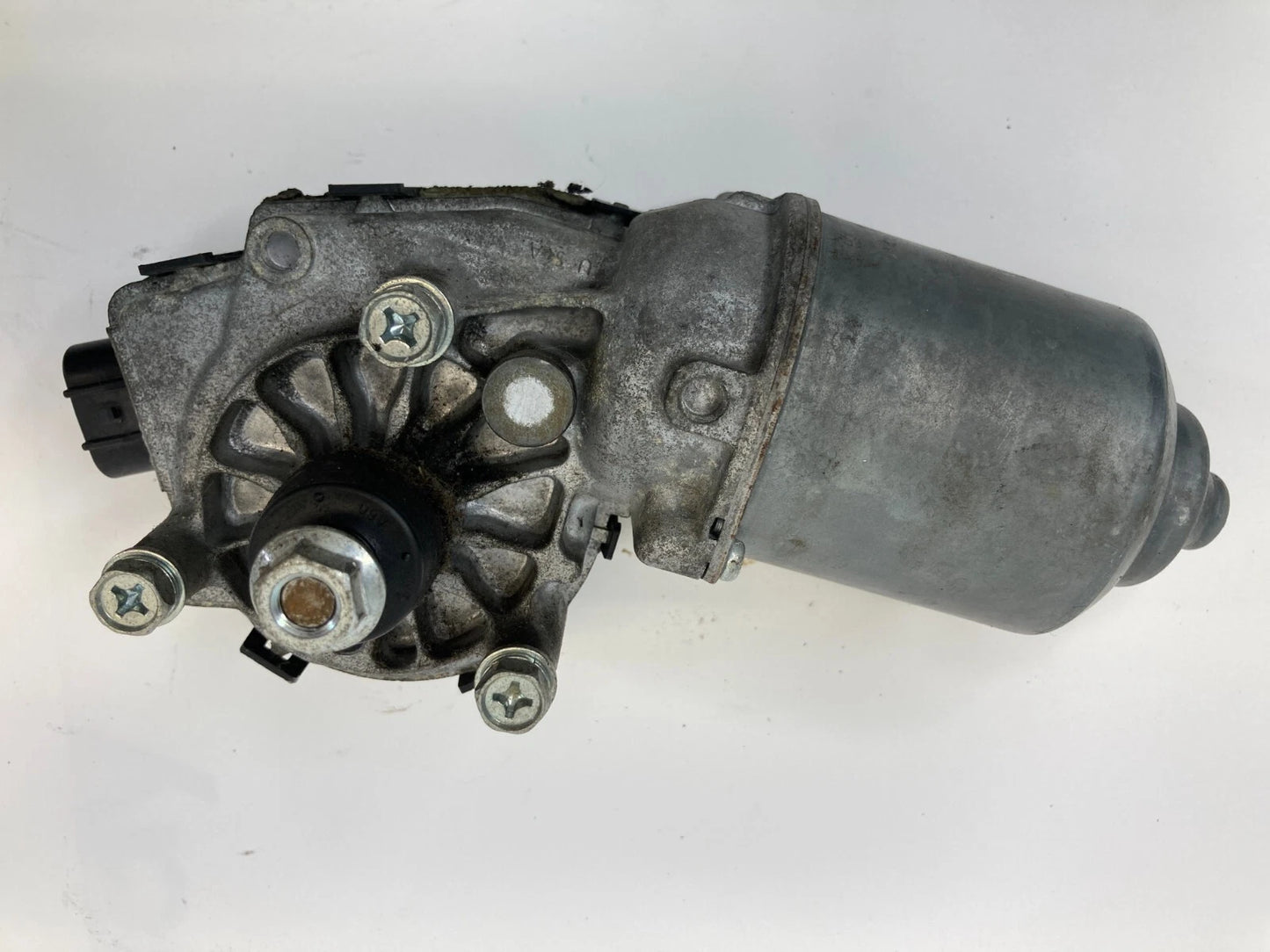 2013 2014 2015 CHEVROLET MALIBU FRONT WINDSHIELD WIPER MOTOR 13240560 OEM