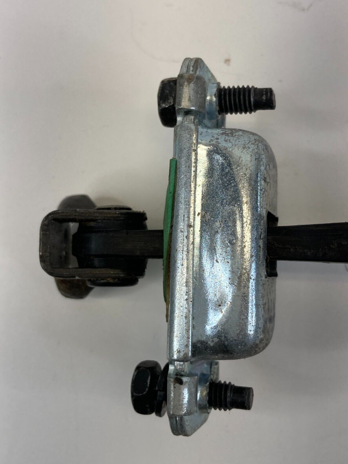 2007 2008 2009 Hyundai Santa Fe Door Check Stop Stopper Detent OEM