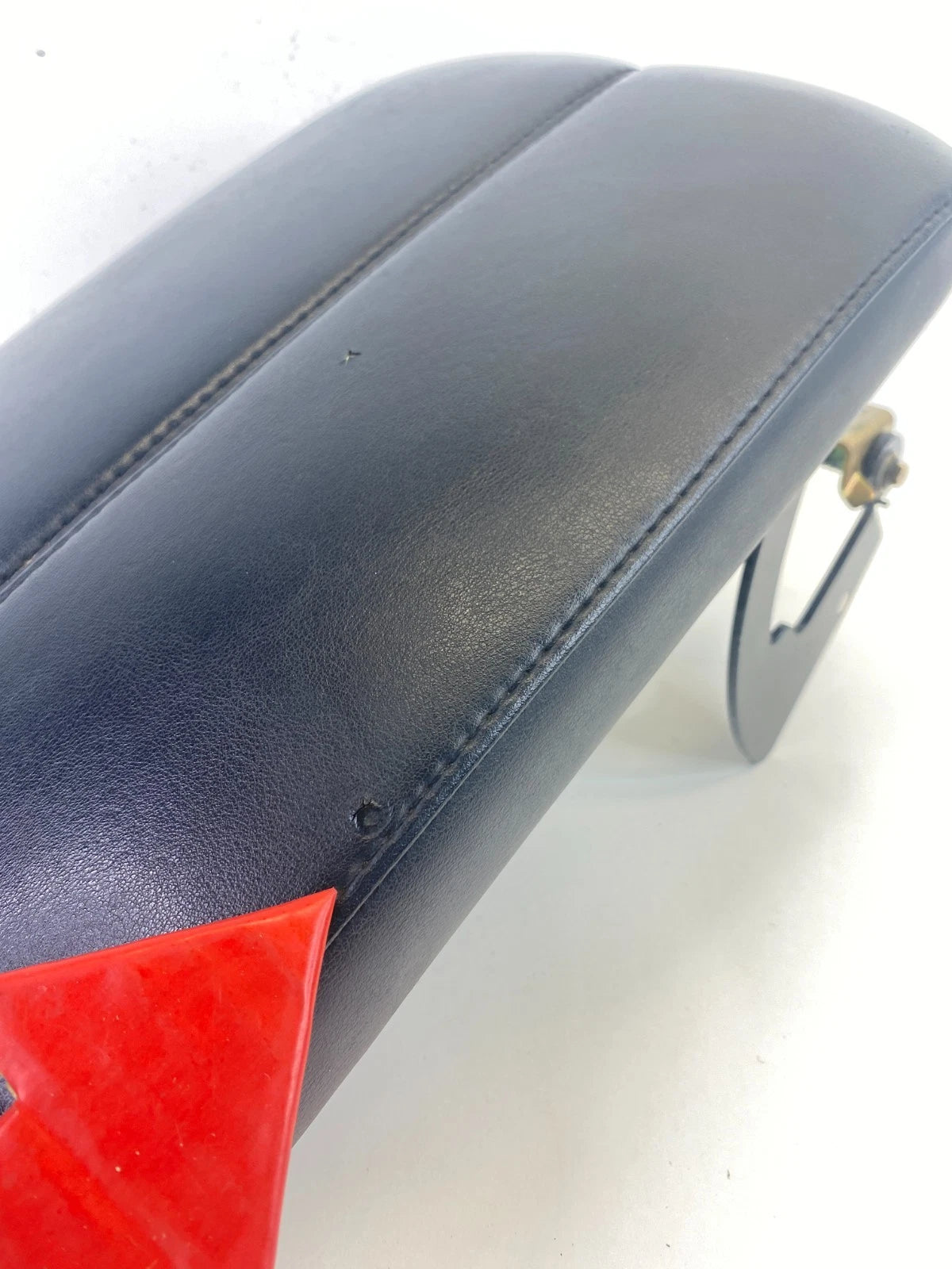 2006-2010 INFINITI M35 M45 CENTER CONSOLE ARMREST ARM REST LID STORAGE OEM