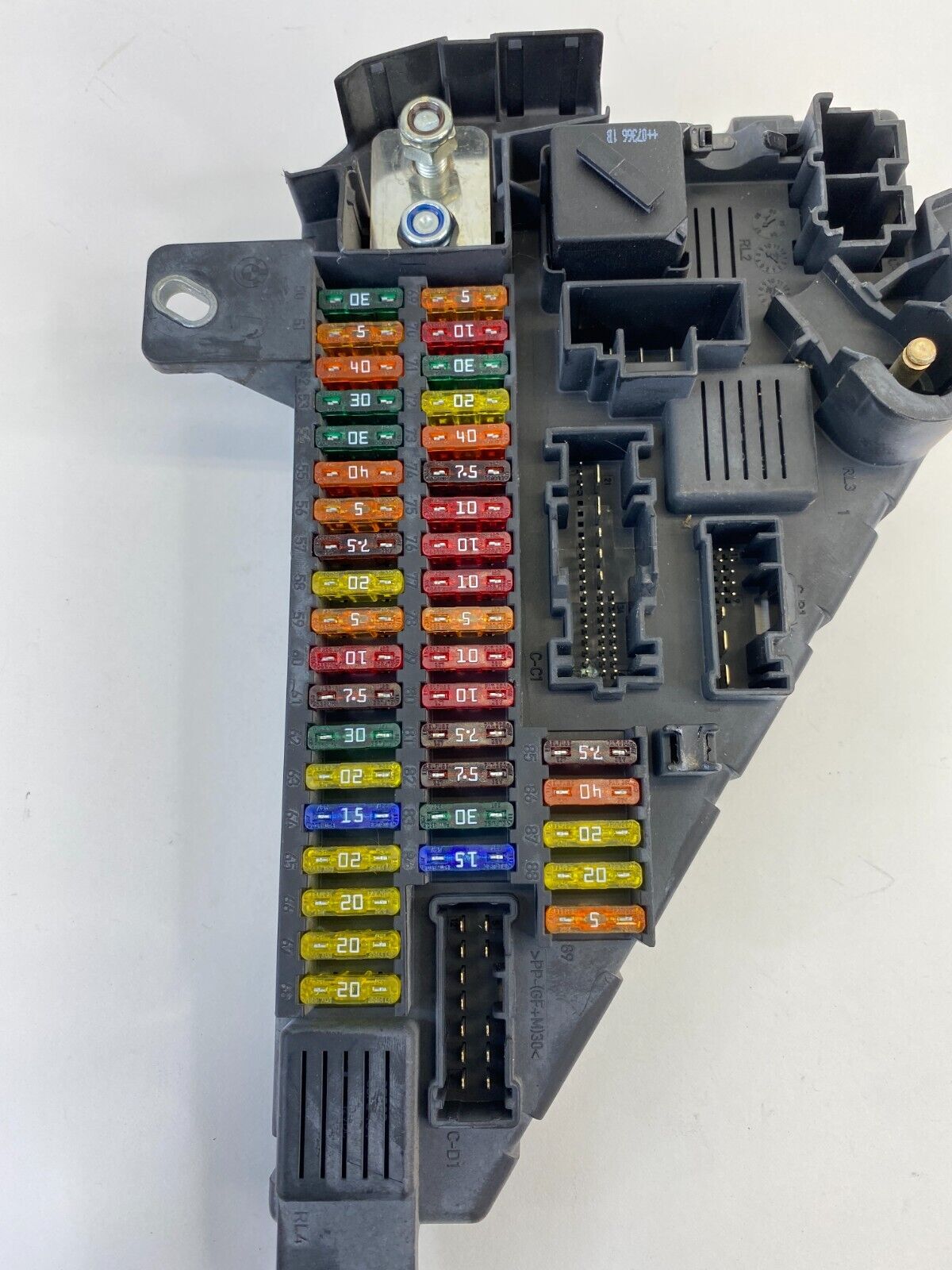 2006-2010 BMW 550i 4.8L AT Rear Trunk Power Distribution Fuse Relay Box OEM