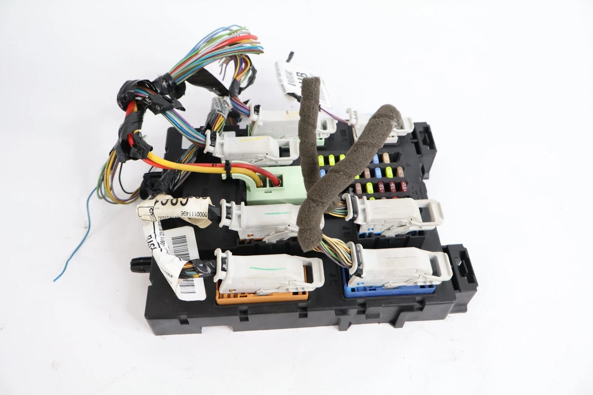 2012-2014 FORD FOCUS 2.0L L4 A/T BODY CONTROL MODULE FUSE BOX BCM JV6T-14A073-XB