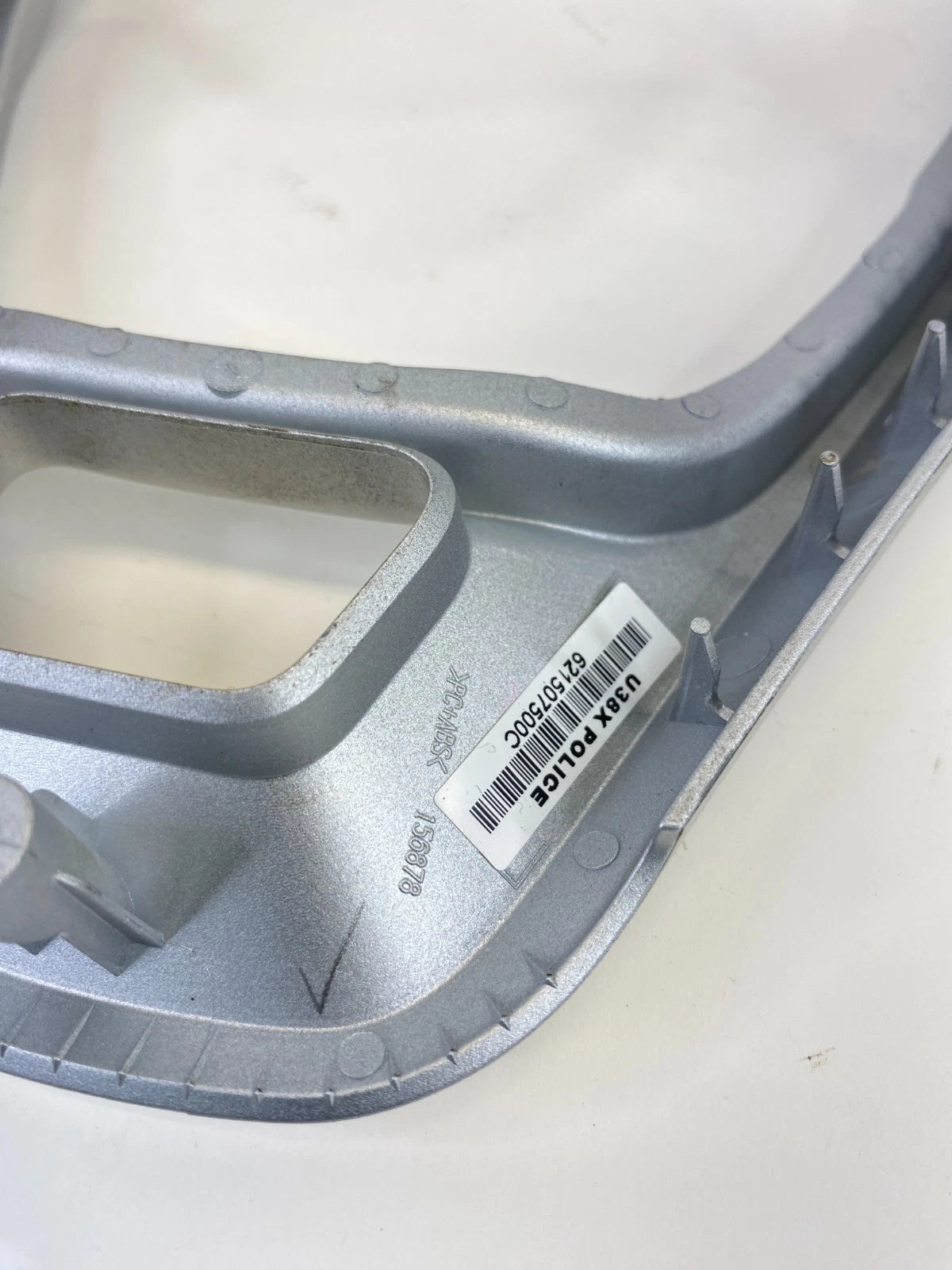 2013-2019 Ford Taurus Steering Wheel Cruise & Audio Control Switch Trim Bezel