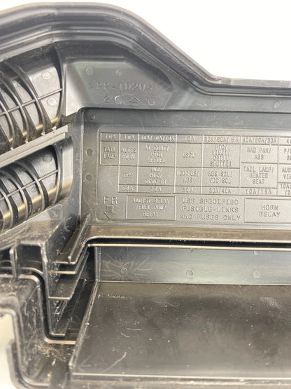 2015-2019 Nissan Versa 1.6L Engine Fuse Relay Box Fusebox Cover Lid 284B8-1HA0B