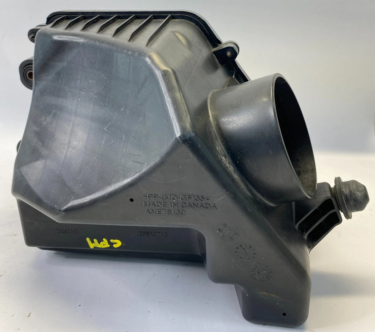 2012-2017 CHEVROLET EQUINOX 2.4L INTAKE AIR FILTER CLEANER BOX HOUSING 23262742