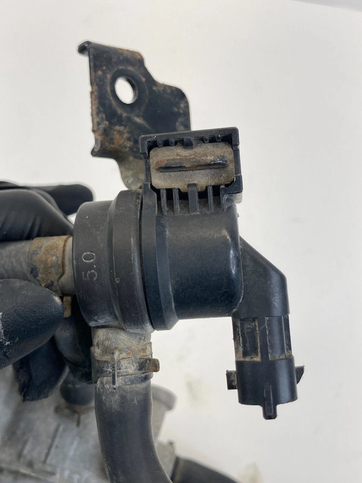 2012-2019 Kia Soul 1.6L Throttle Body Throttle Valve 35100-2B300 OEM