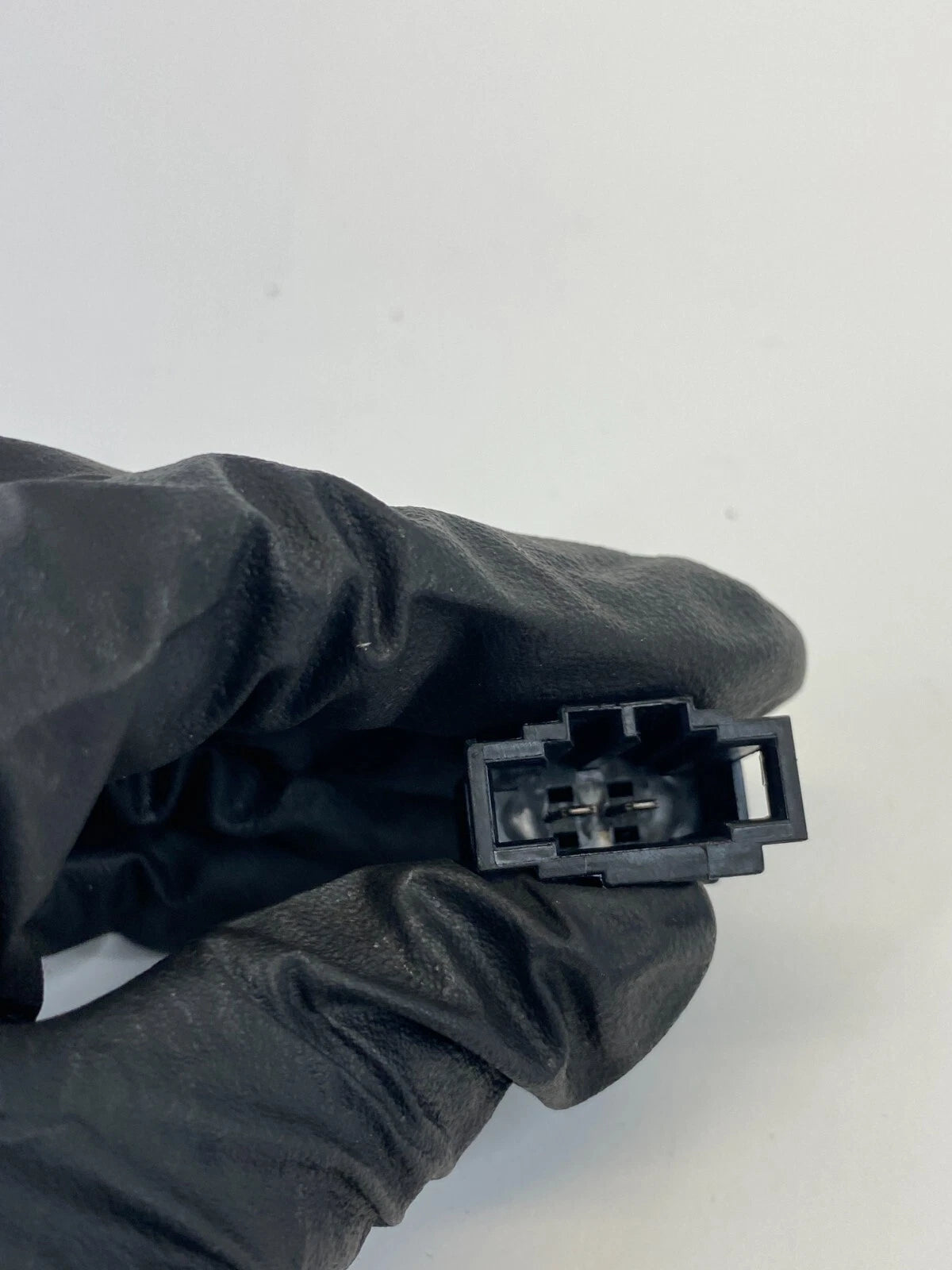 09-16 AUDI A4 QUATTRO REAR TRUNK RELEASE HANDLE SWITCH WITH BACKUP CAMERA OEM