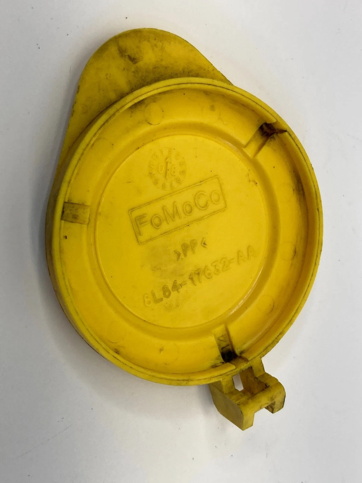 08-11 FORD FOCUS WINDSHIELD WIPER FLUID RESERVOIR TANK COVER CAP 8L84-17632-AA