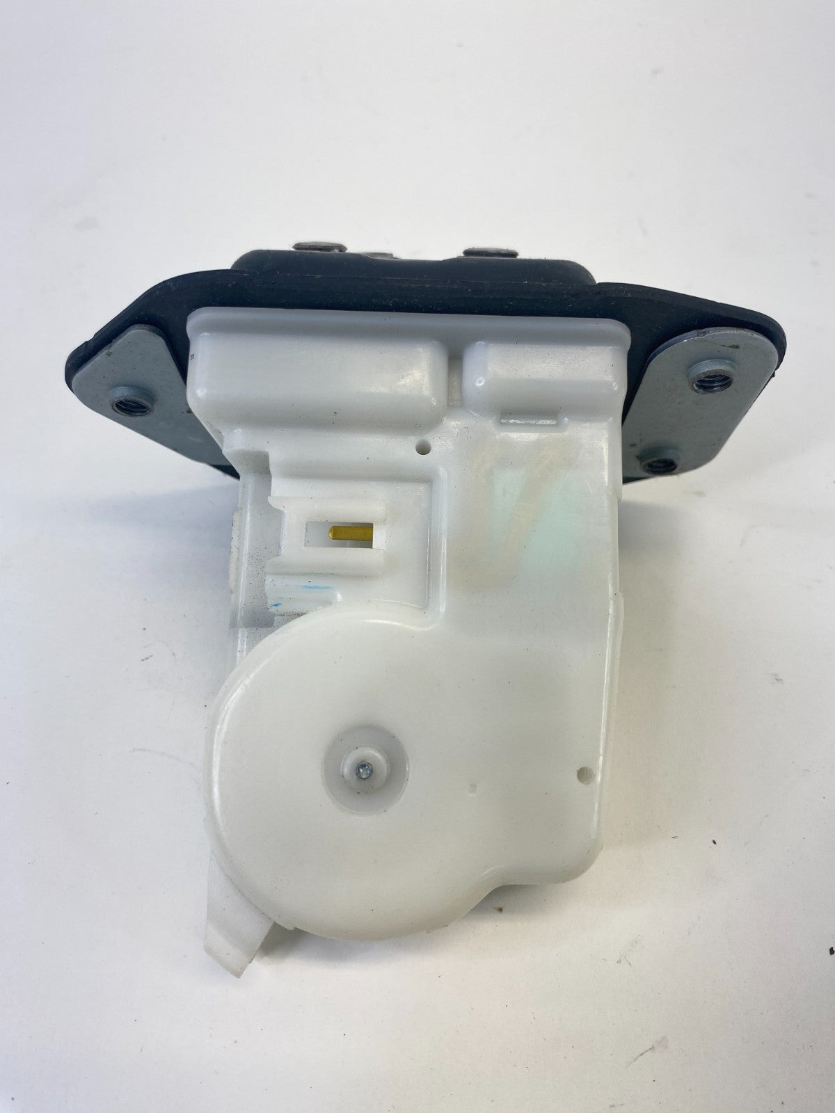 2009 2010 2011 2012 2013 2014 Nissan Murano Rear Trunk Lock Latch Actuator OEM