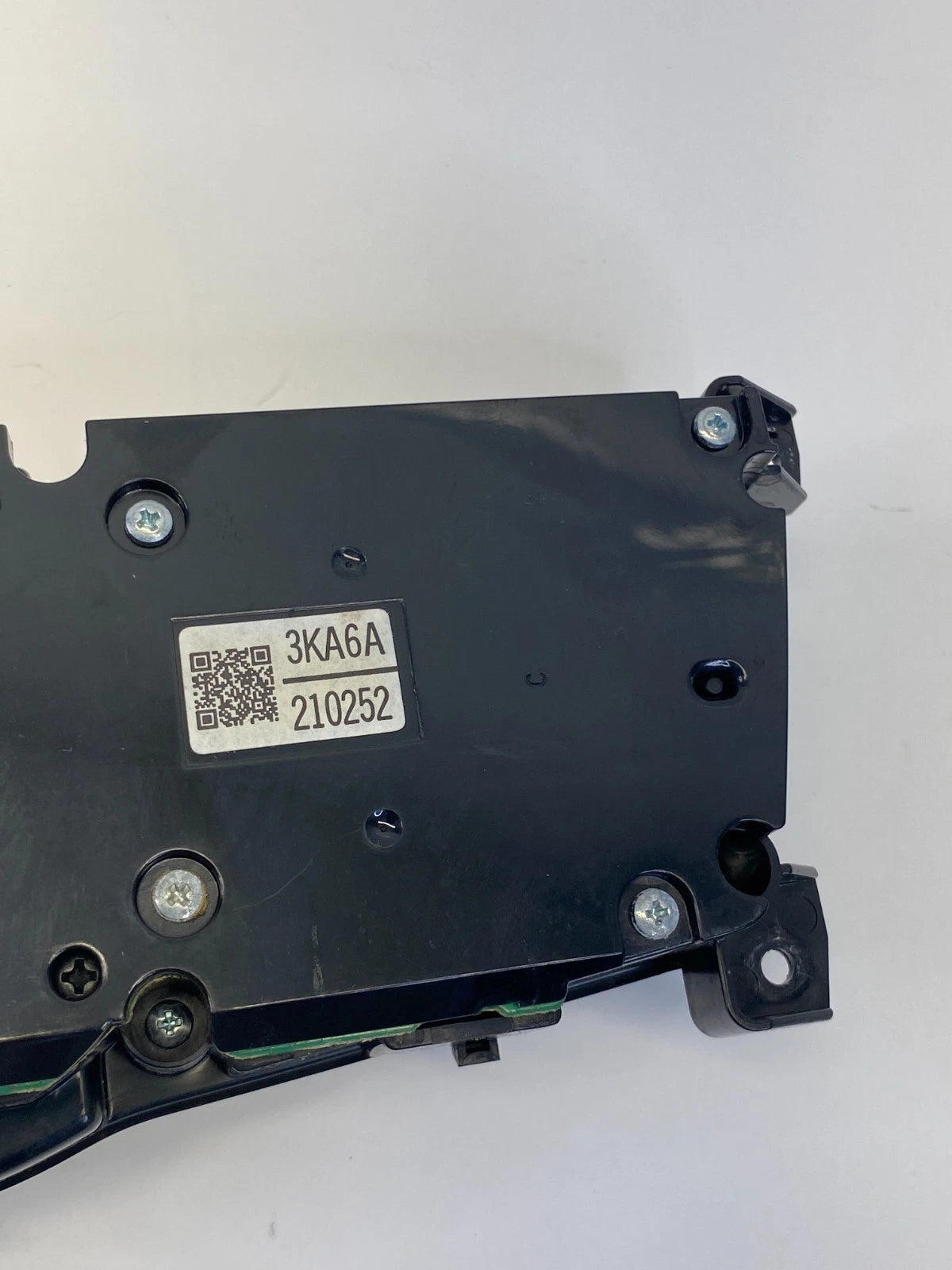 13-16 NISSAN PATHFINDER NAVIGATION INFOTAINMENT CONTROL SWITCH 210252-3KA6A OEM