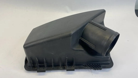 2015 2016 2017 CHRYSLER 200 2.4L AIR INTAKE CLEANER BOX COVER LID UPPER OEM
