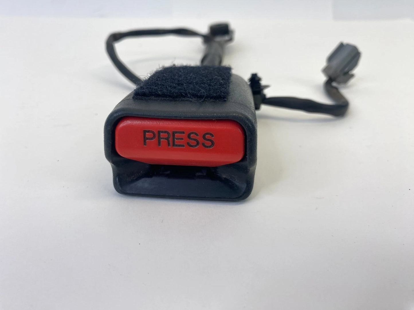 2013 13 DODGE DART FRONT LEFT DRIVER SIDE SEAT BELT BUCKLE ASSY 1SU82DX9 OEM