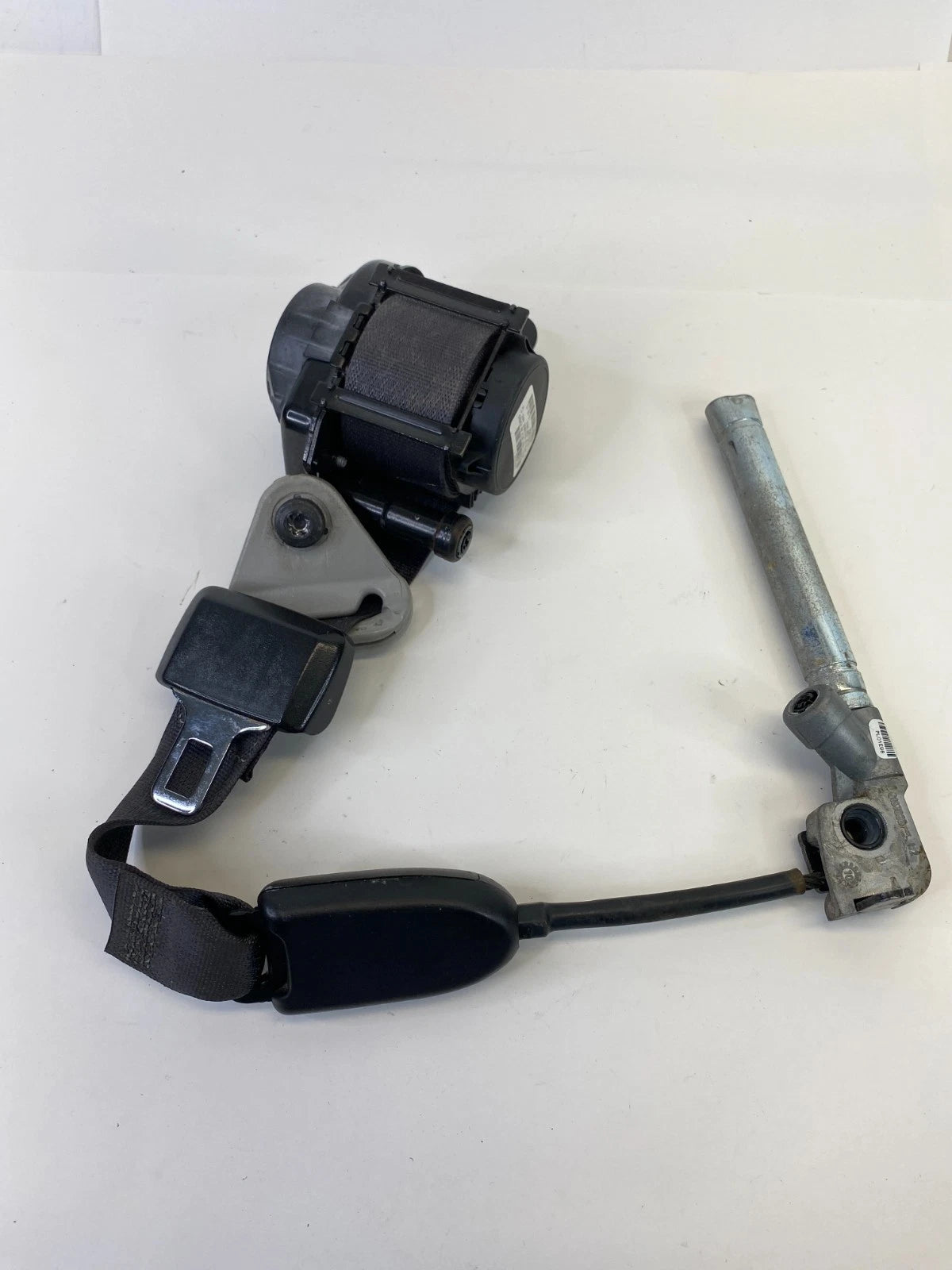 2011 2012 CHEVROLET MALIBU FRONT LEFT DRIVER SIDE SEAT BELT RETRACTOR 15903263