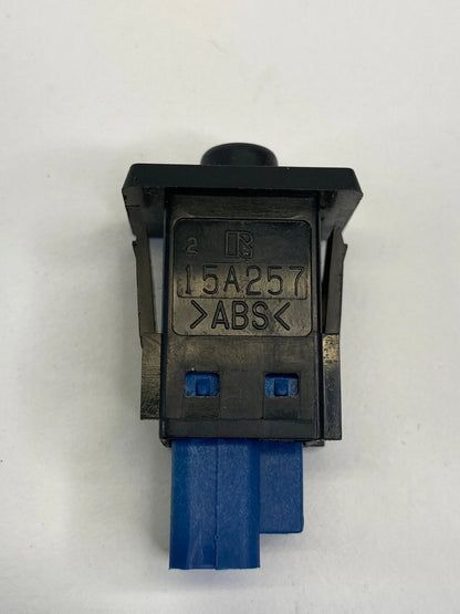 03-05 MAZDA6 MAZDA 6 SEDAN TRUNK LID OPENER LID BUTTON CONTROL SWITCH 15A257 OEM