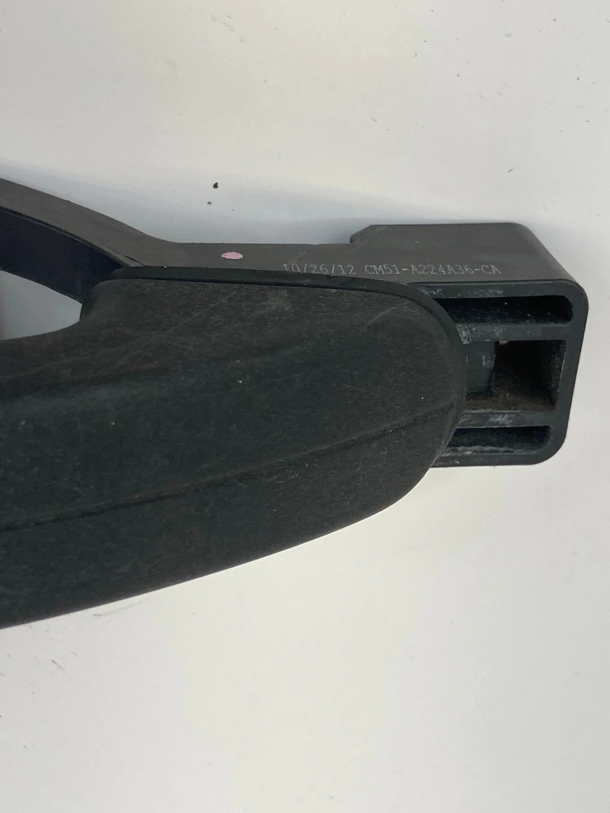 2012-2018 FORD FOCUS SEDAN FRONT RIGHT SIDE EXTERIOR DOOR HANDLE CM51-A224A36-CA