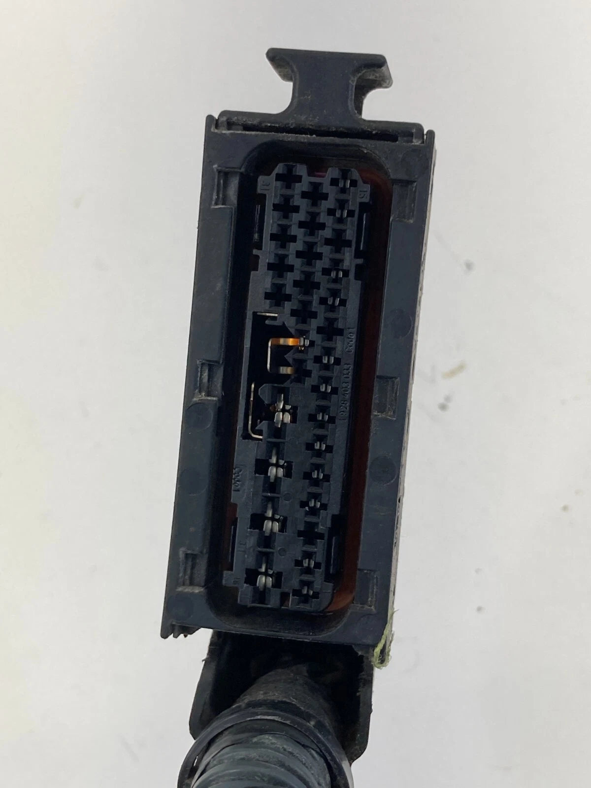 1995-1999 TOYOTA CAMRY 2.2L ABS BRAKE PUMP PIGTAIL PLUG CONNECTOR OEM