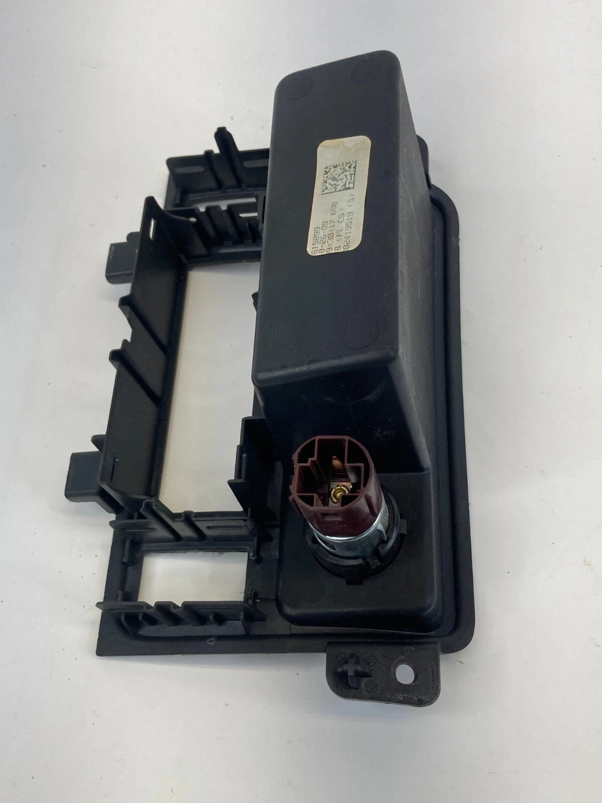 2009-2012 CHEVROLET TRAVERSE DASH TRIM BEZEL POWER OUTLET POCKET OEM 102419519