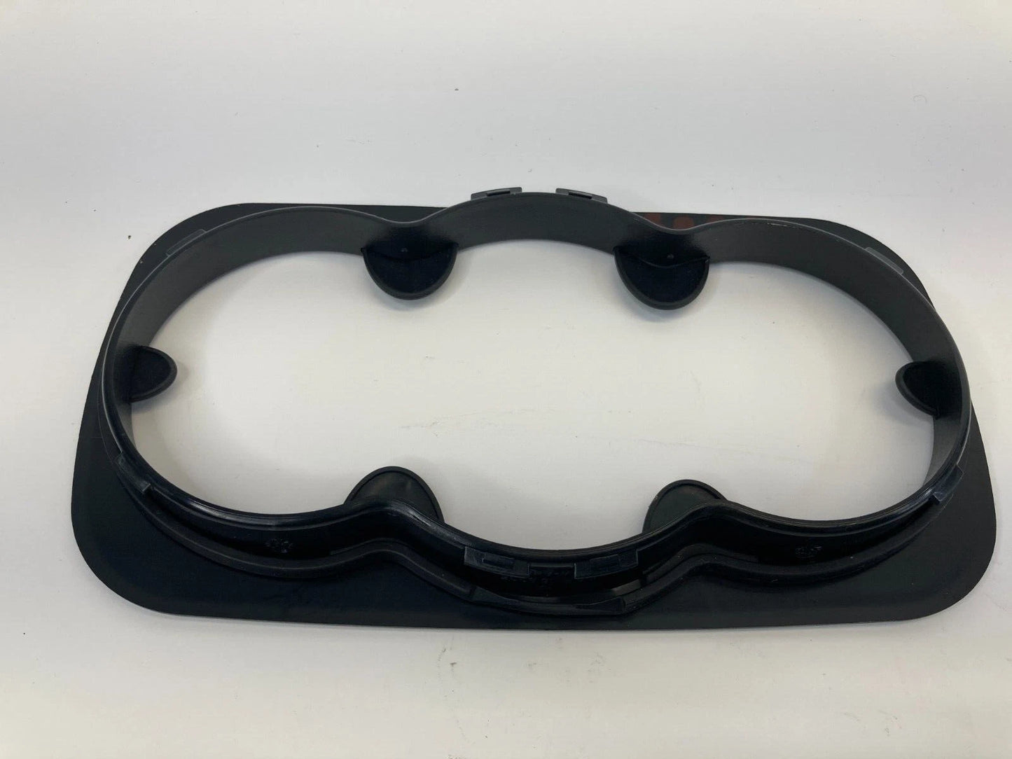 2006-2011 MERCEDES BENZ ML350 REAR SEAT ARMREST CUP HOLDER SURROUND TRIM BEZEL