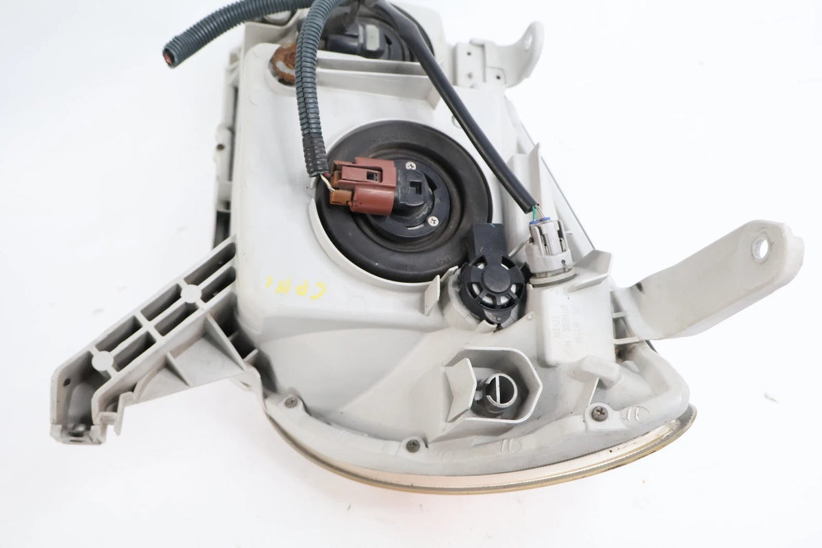 2003-2005 TOYOTA 4RUNNER FRONT RIGHT PASSENGER HEADLIGHT HEADLAMP HALOGEN OEM