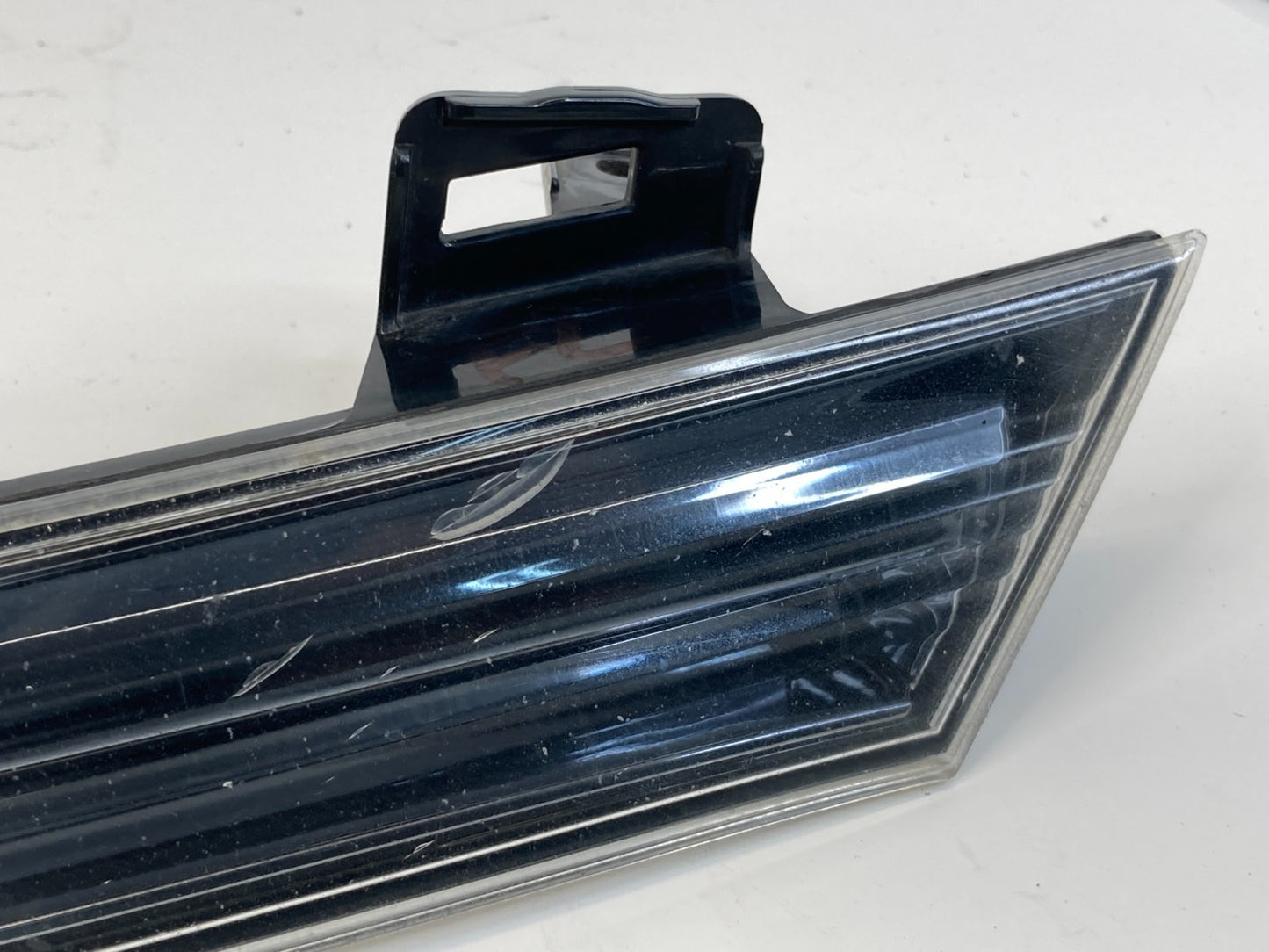 2009-2014 Nissan Murano Front Left Side Headlight Headlamp Extension Reflector