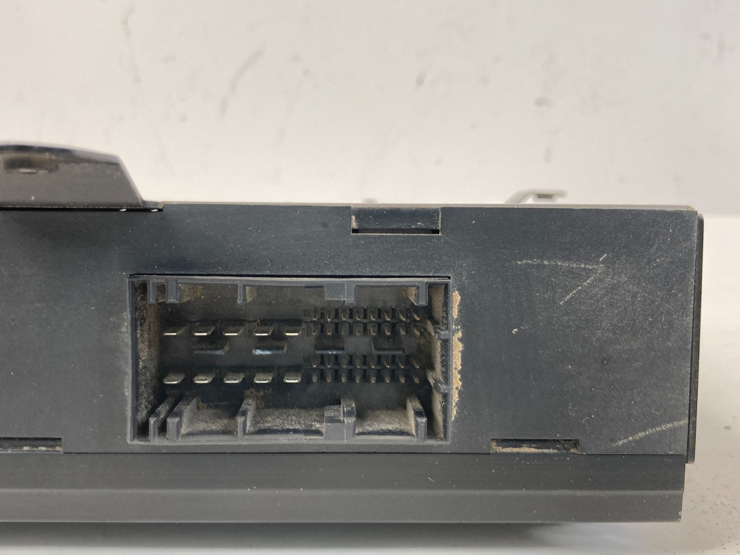 1999 2000 BMW 323i 01-03 325i Radio Audio Amplifier AMP Alpine 65-12-8-380-955