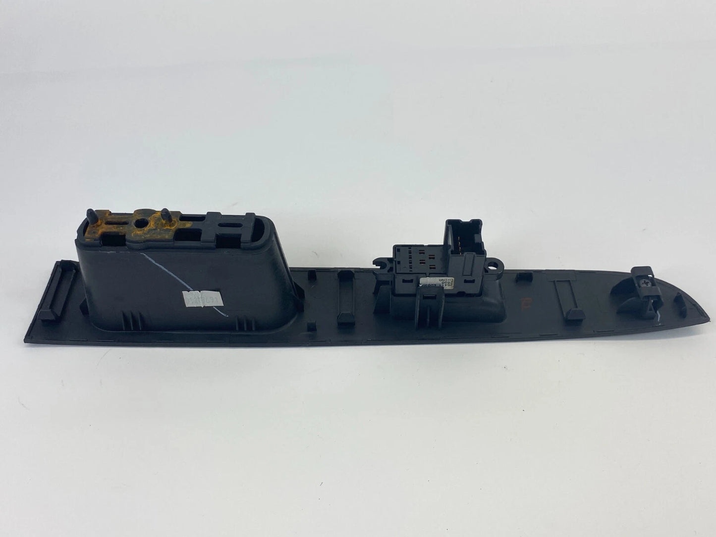 2007-2012 NISSAN SENTRA REAR LEFT SIDE DOOR WINDOW CONTROL SWITCH OEM 82961ET000