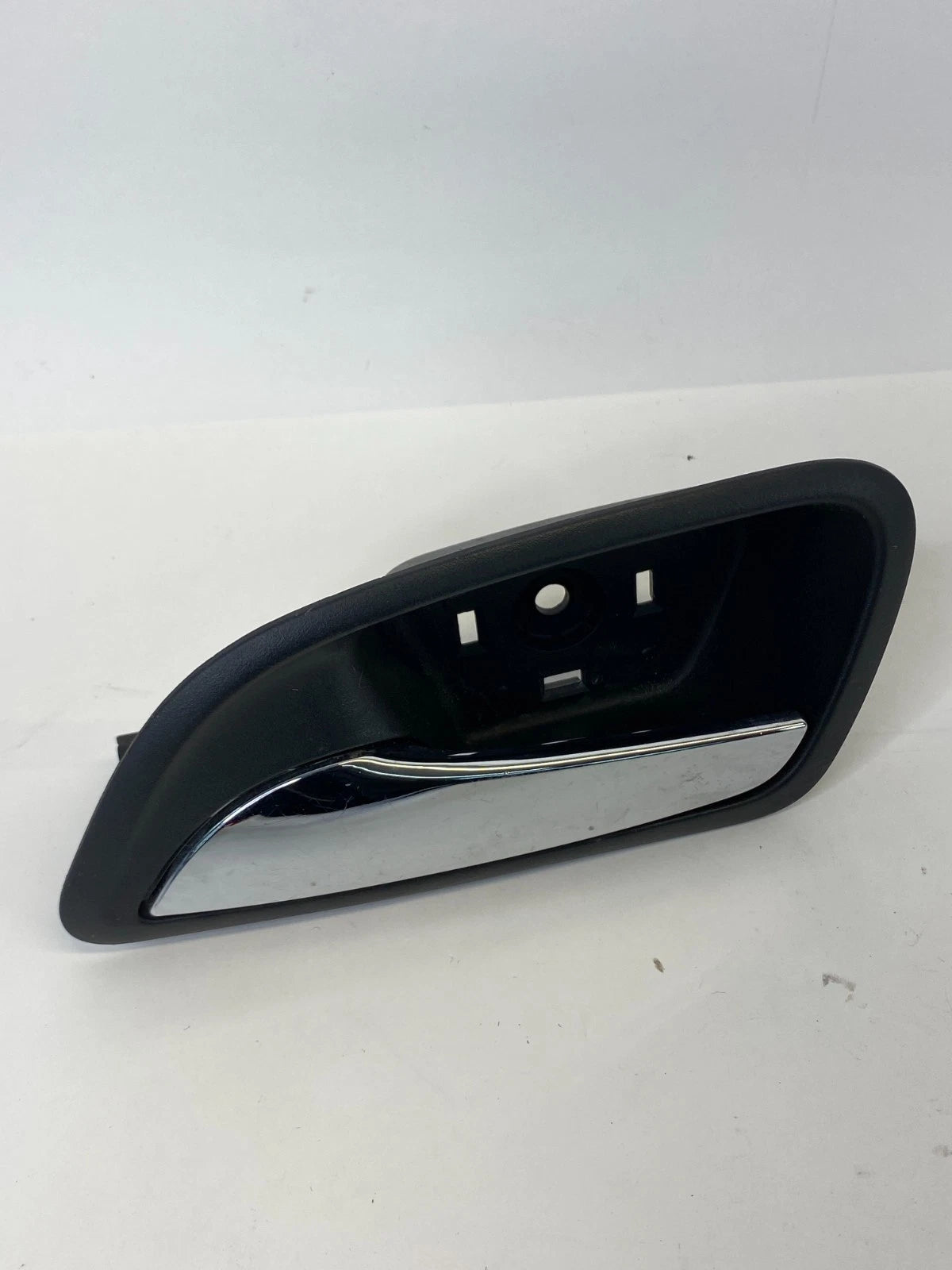 2011-2016 CHEVROLET CRUZE FRONT LEFT DRIVER SIDE INNER DOOR HANDLE 96845901 OEM