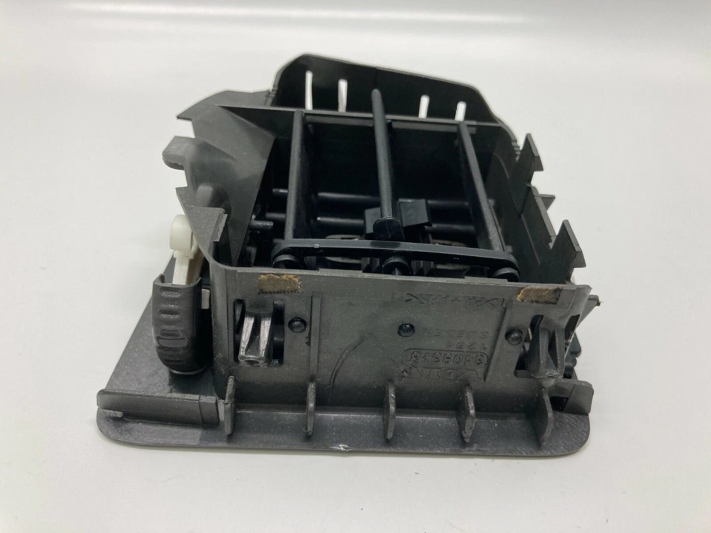 03 VOLVO XC70 01-03 V70 S60 LEFT DRIVER SIDE DASH AC AIR VENT OUTLET 3409373