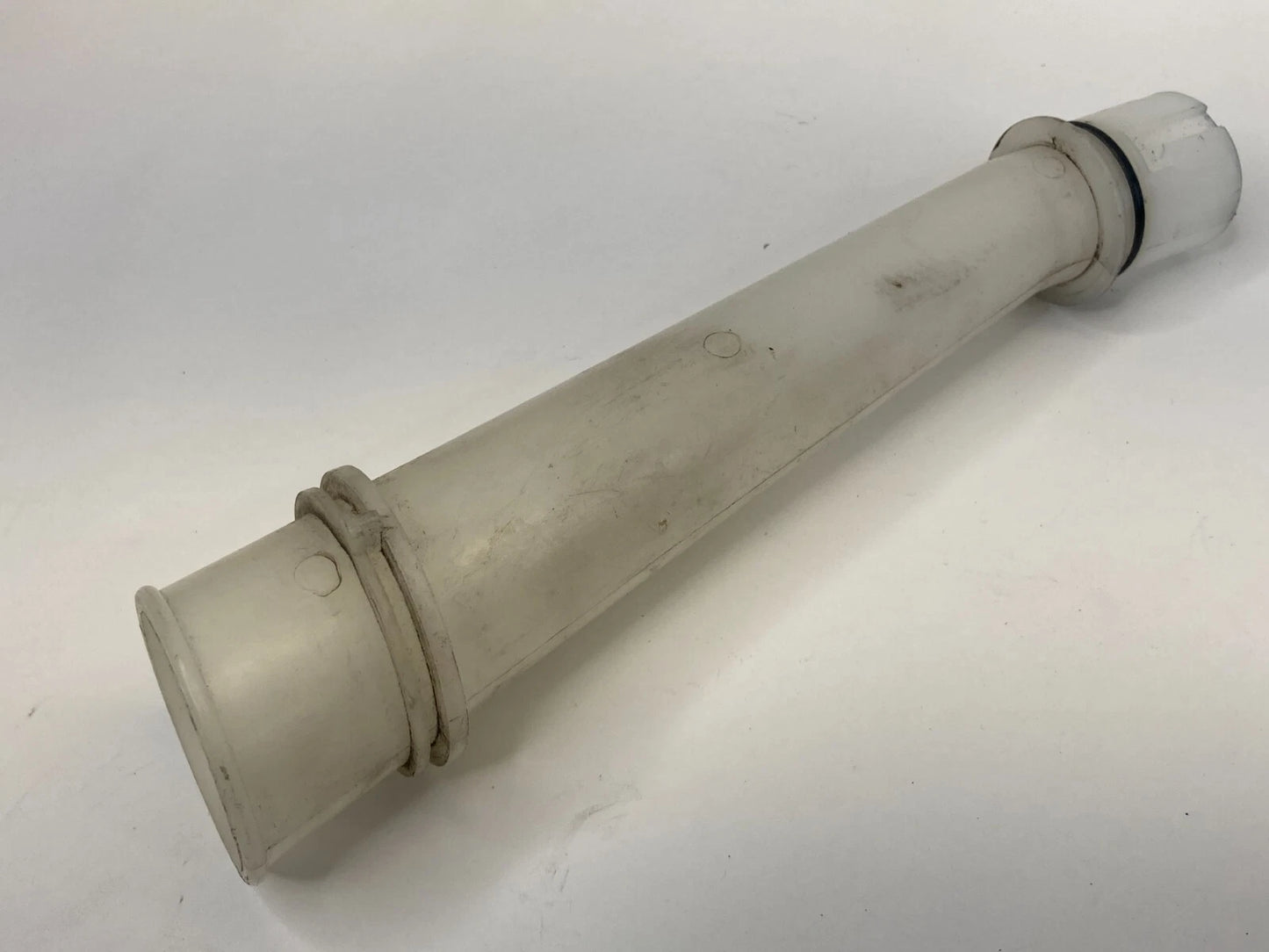 09-11 CHEVY AVEO5 WINDSHIELD WIPER WASHER FLUID RESERVOIR FILLER TUBE PIPE