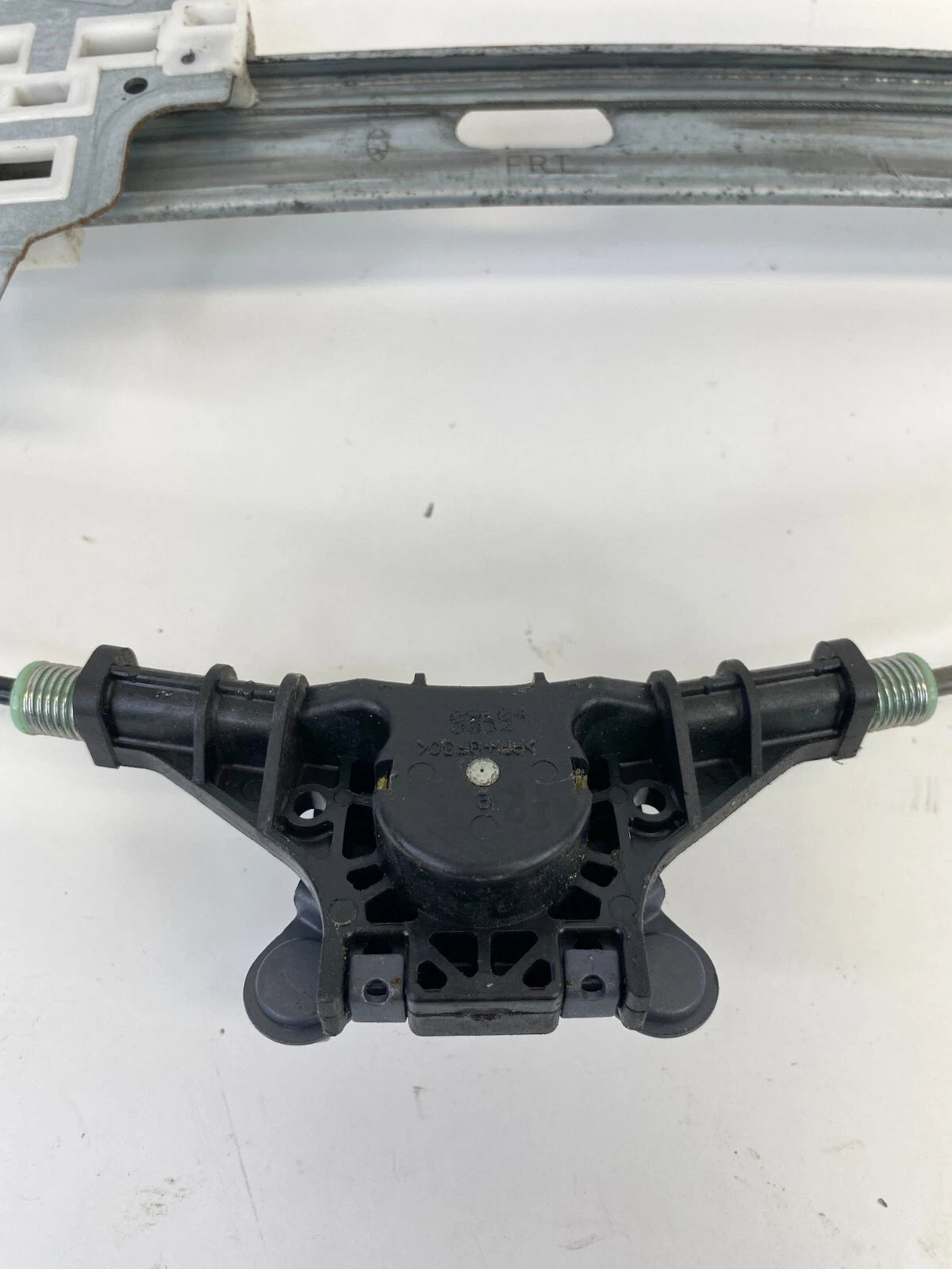 2006-2011 HYUNDAI ACCENT SEDAN FRONT RIGHT PASSENGER WINDOW REGULATOR ASSEMBLY