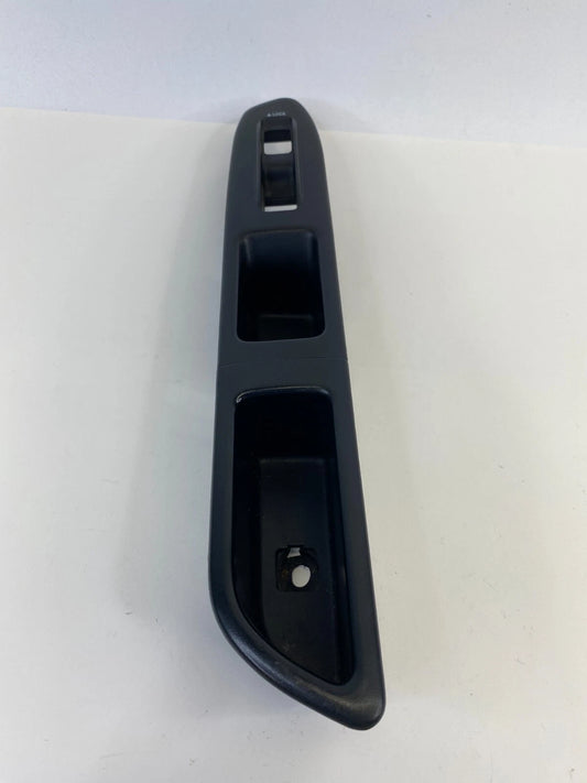 2003-2008 SUBARU FORESTER FRONT RIGHT SIDE DOOR WINDOW SWITCH BEZEL TRIM COVER