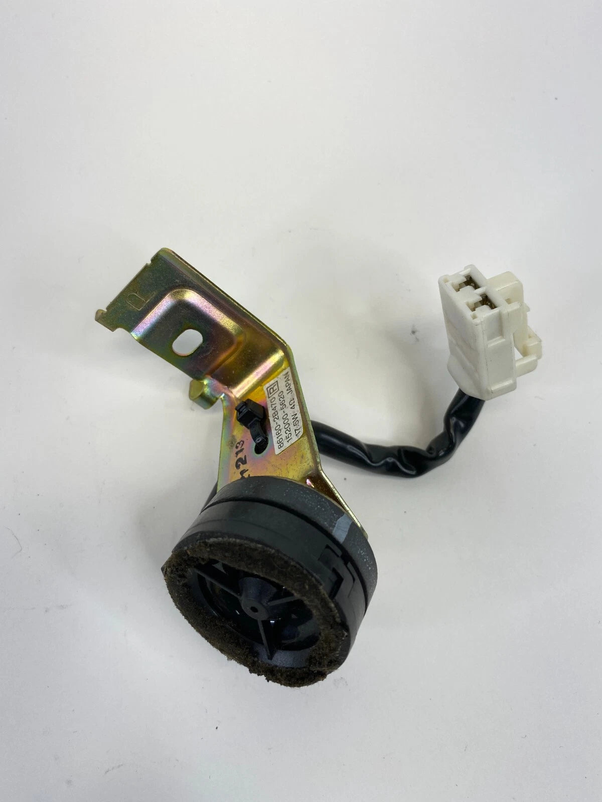 2000-2005 TOYOTA CELICA FRONT RIGHT SIDE DOOR TWEETER AUDIO SPEAKER 86160-2B470