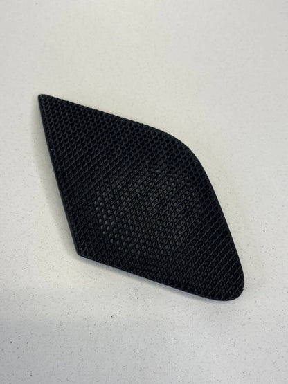 06-12 MERCEDES-BENZ R350 REAR RIGHT DOOR TWEETER SPEAKER COVER GRILL A2517300448