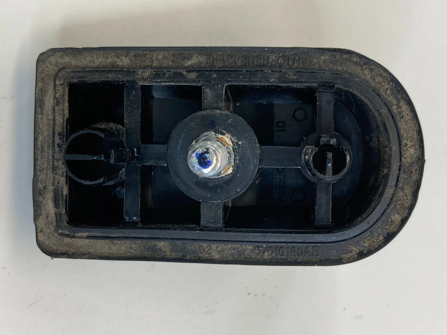 2008-2012 JEEP LIBERTY REAR LIFTGATE WIPER ARM PARK RAMP STOPPERS OEM 57010180AB