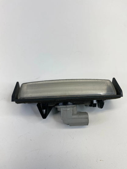 02-11 TOYOTA CAMRY REAR BACK TRUNK LID LICENSE PLATE LIGHT LAMP E13-0553 OEM