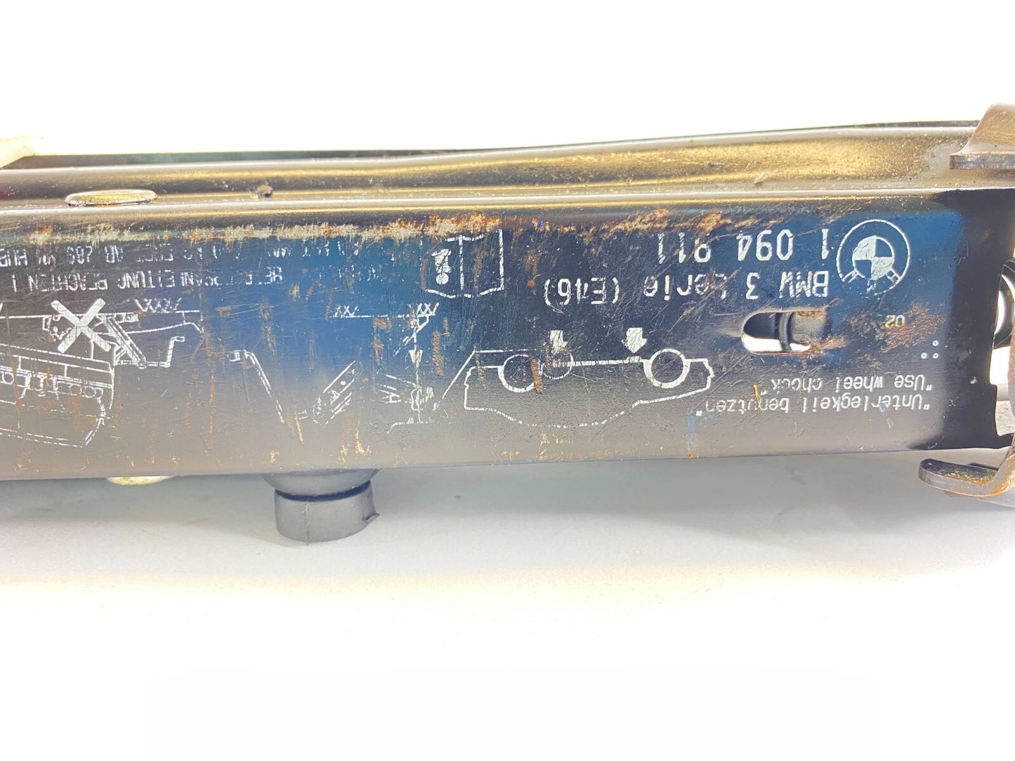 2001-2005 BMW 325I 325XI 330I 330XI SPARE TIRE EMERGENCY JACK LIFT W/ TOOLS OEM