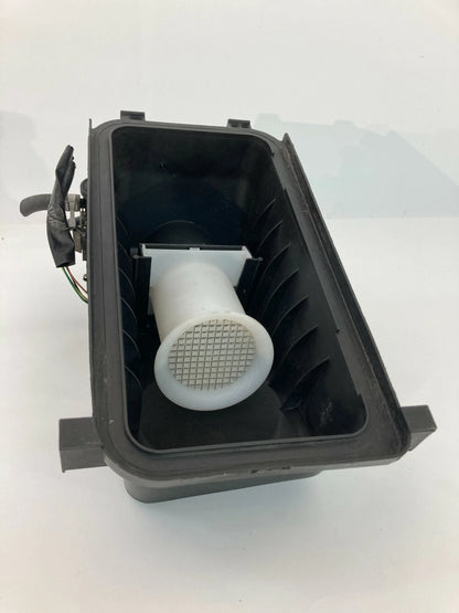 03-08 PONTIAC VIBE AIR INTAKE CLEANER FILTER BOX MASS AIR FLOW SENSOR TOP COVER