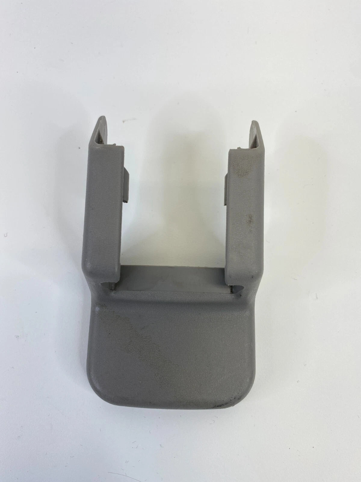 2002 2003 LEXUS ES300 FRONT LEFT DRIVER SIDE SEAT TRACK END COVER CAP OEM